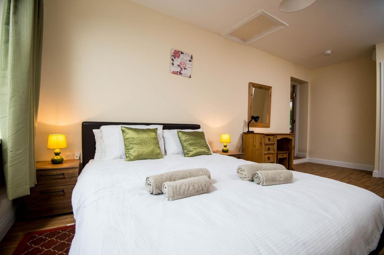 Holiday home Round Park- Private And Spacious Family With Parking *