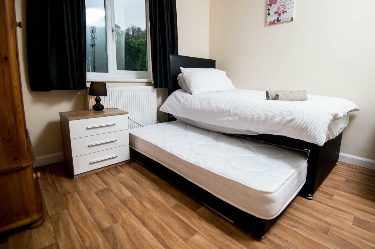 Holiday home Round Park- Private And Spacious Family With Parking *